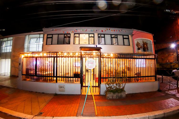 Urbana Hostel - Alojamiento en Bogotá