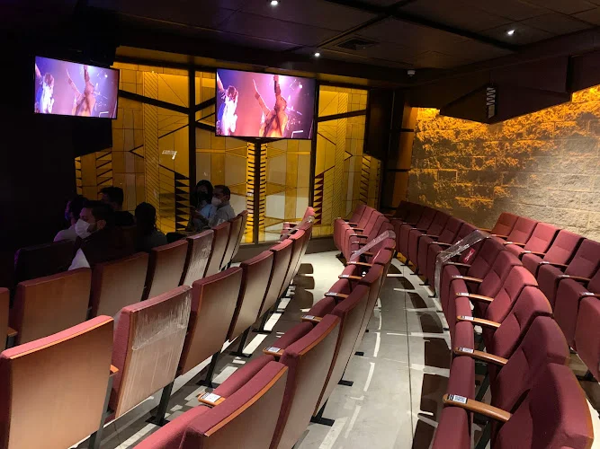 Iglesia El Lugar De Su Presencia - Sede El Nogal - Iglesia cristiana en Bogotá