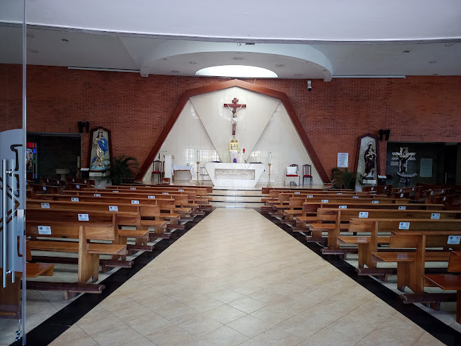 Iglesia Santa María Magdalena - Iglesia en Bogotá