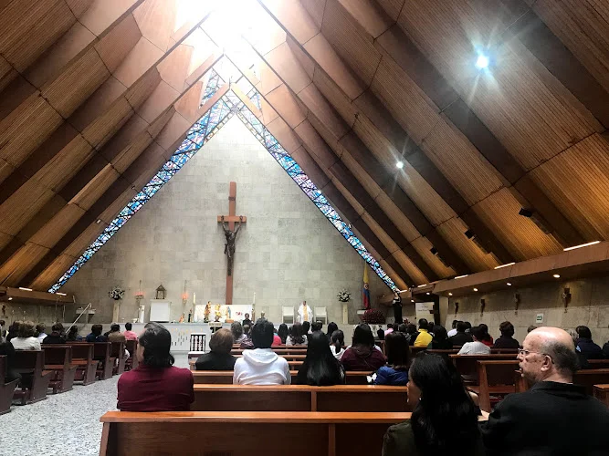 Iglesia Santa Rita de Cassia - Parroquia en Bogotá