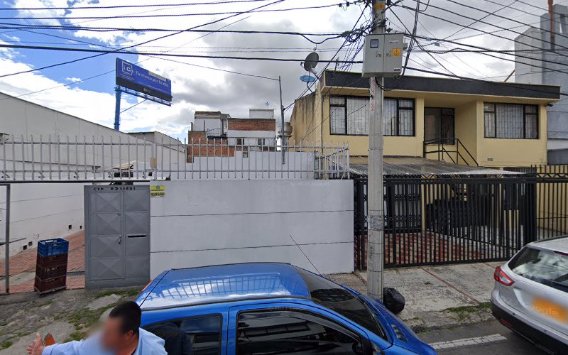 Iglesia - Iglesia católica en Bogotá