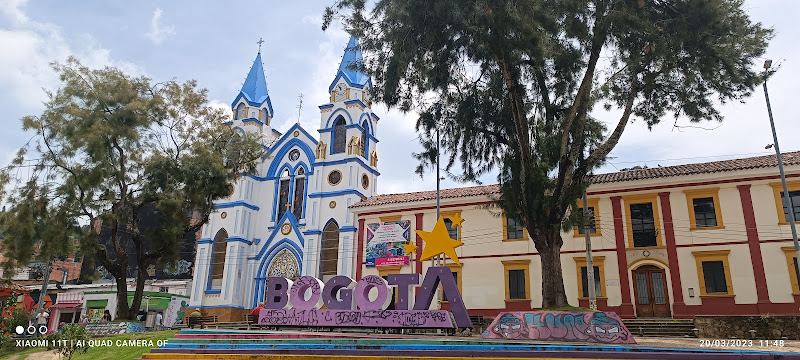 Parroquia Madre del Redentor - Parroquia en Bogotá