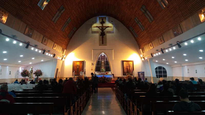 Parroquia San Manuel Morales Belmira - Iglesia en Bogotá