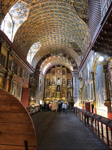 Parroquia Santa Clara de asis - Parroquia en Bogotá