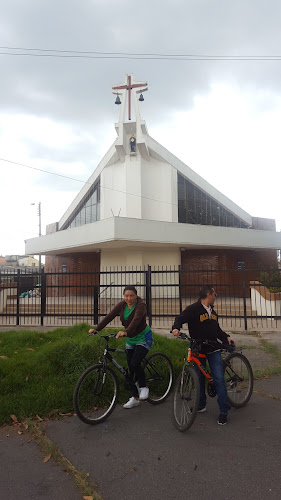 Parroquia Santa María de los Siervos - Parroquia en Bogotá
