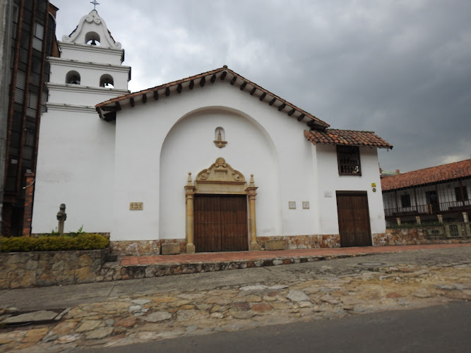 Parroquia Santa María la Antigua - Parroquia en Bogotá