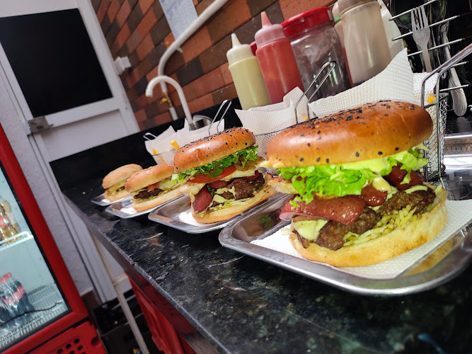 Burger Street - Restaurante venezolano en Bogotá