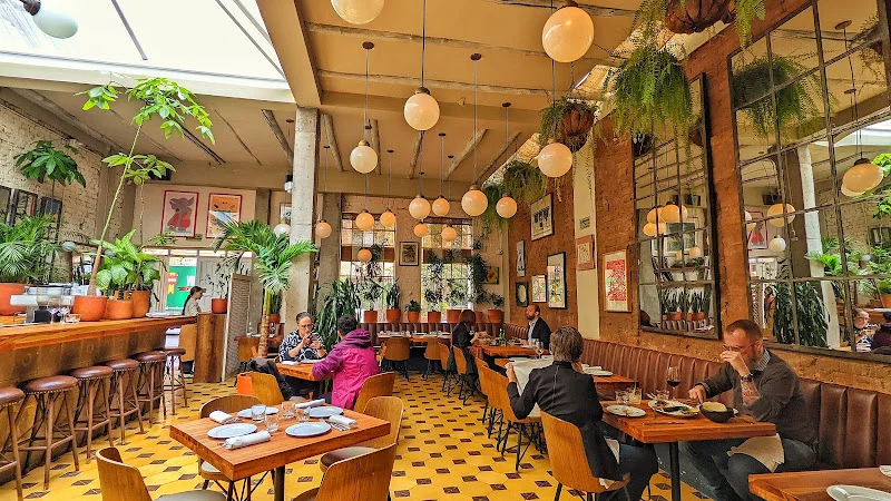 Café Bar Universal - Restaurante en Bogotá