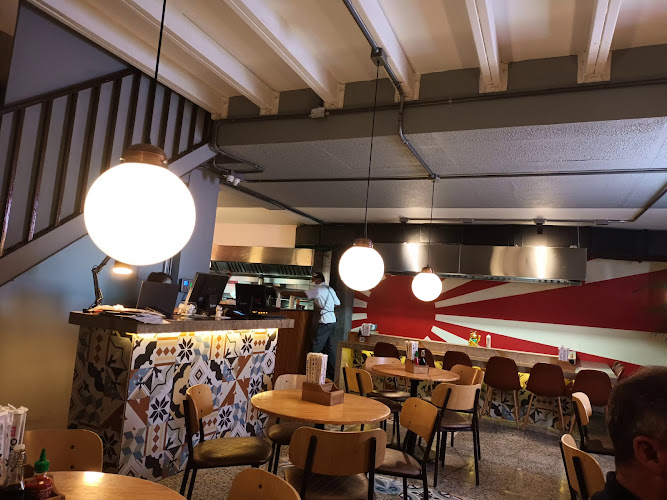 Kinjo Barrio Asiático Prado - Restaurante en Bogotá