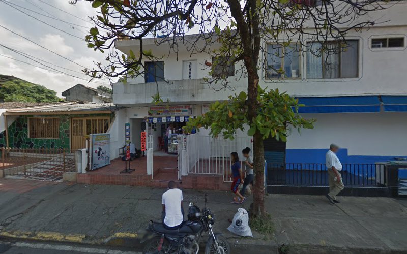 Centros Médicos Y Droguerías Prosalud - Farmacia en Cali