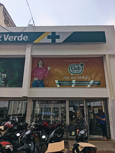 Cruz Verde Roosevelt Dispensación Sanitas - Farmacia en Cali