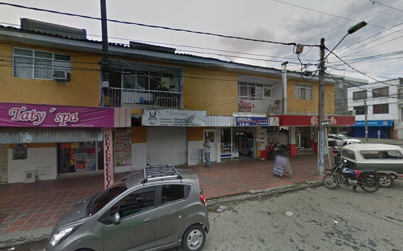 Drogas la 16 - Farmacia en Cali