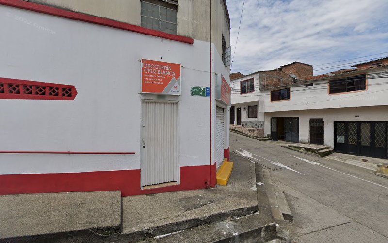 Droguería Cruz Blanca Nº 2 - Farmacia en Cali