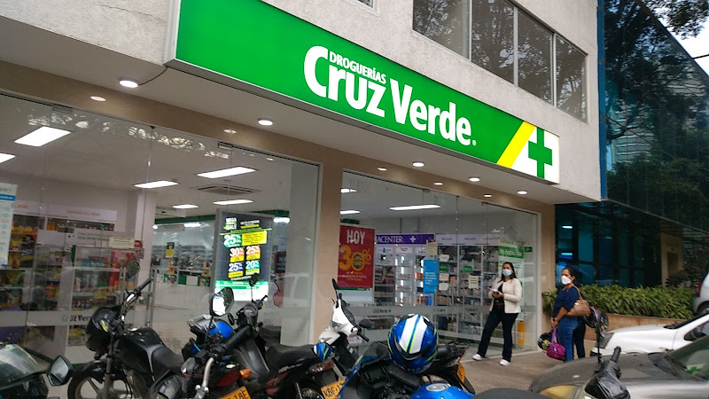 Drogueria Cruz Verde La Flora - Farmacia en Cali