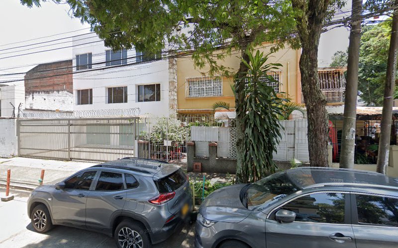 Droguería Edevisa Versalles - Farmacia en Cali