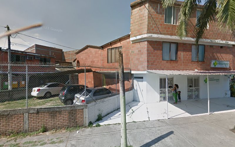 Droguería esther - Farmacia en Cali