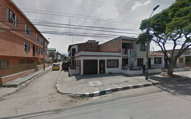 Droguería Éxito - Farmacia en Cali