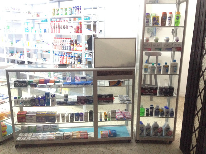 Drogueria farma cruz - Farmacia en Cali
