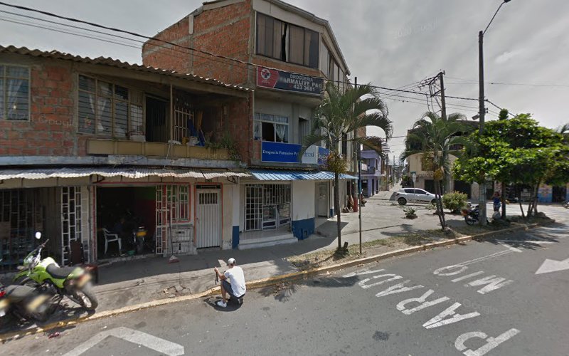 Droguería Farmalive Pyg - Farmacia en Cali