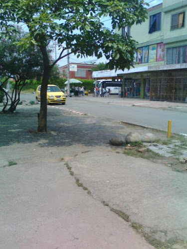 Droguería J.M. - Farmacia en Cali