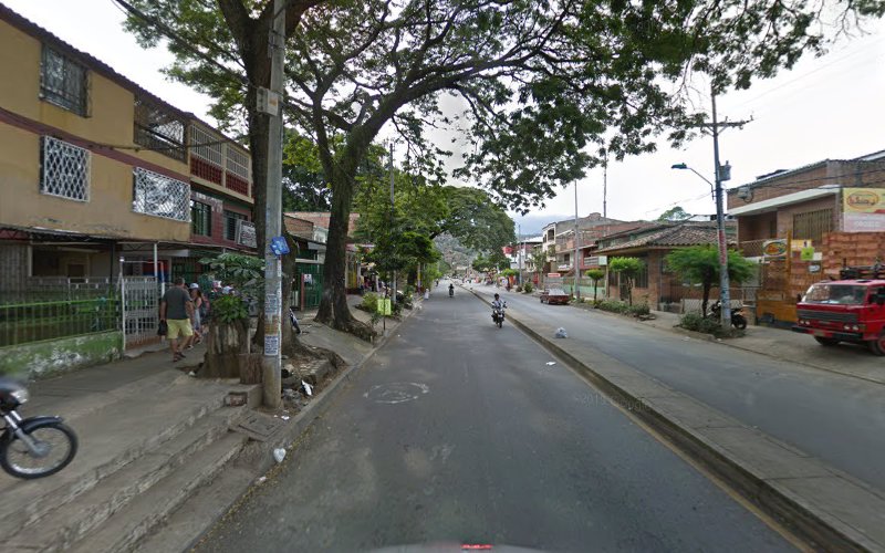 Droguería La Economía - Farmacia en Cali