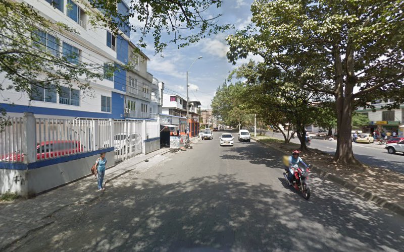 Drogueria Llanoverde - Farmacia en Cali