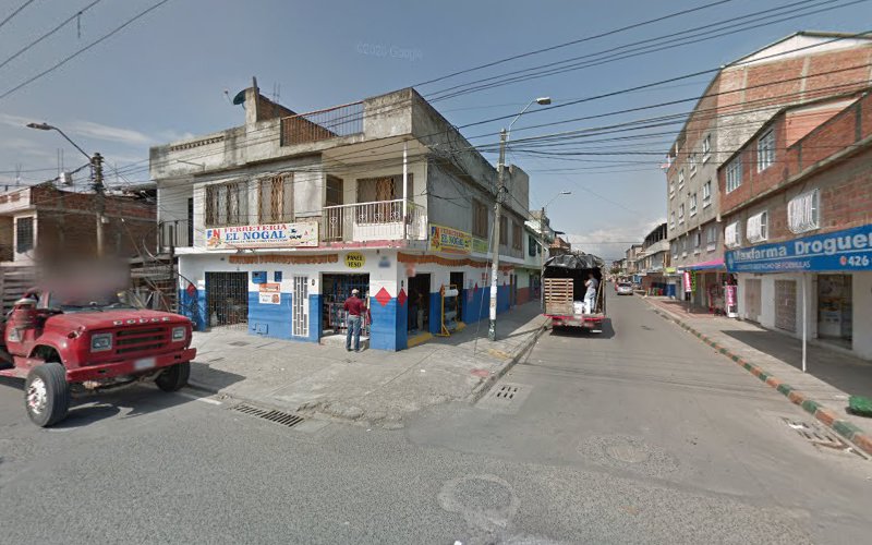 Drogueria Maxfarma - Farmacia en Cali