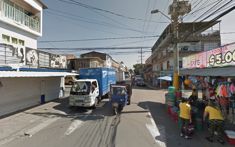 DROGUERÍA Mi Familia - Farmacia en Cali