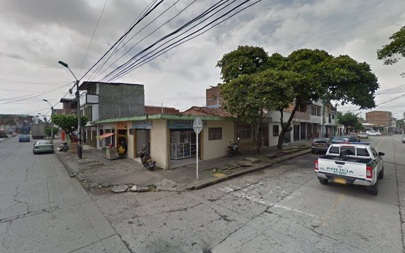 Droguería Punto Fijo - Farmacia en Cali