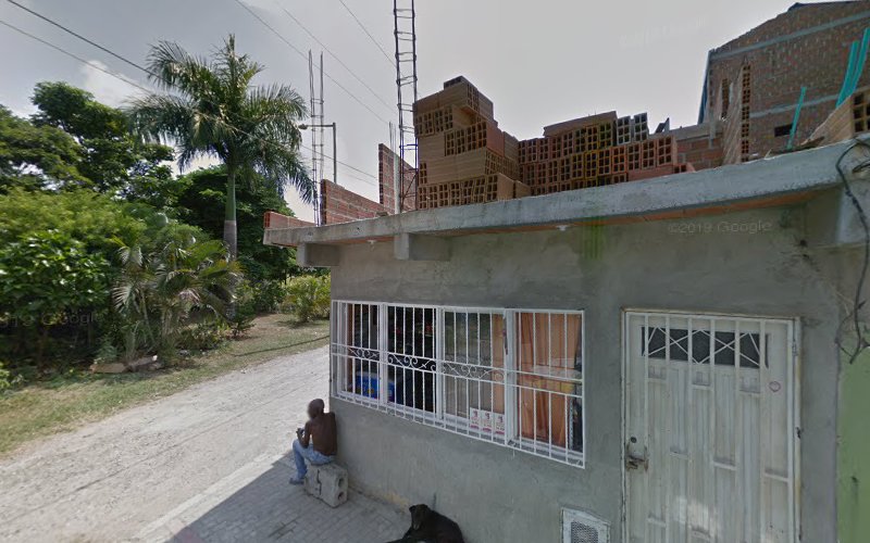 Drogueria Salud Y Bienestar - Farmacia en Cali