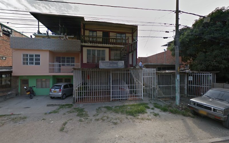 Droguería Samaniego Del Valle - Farmacia en Cali