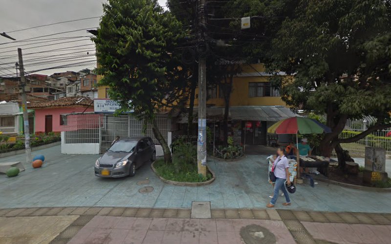 Droguería San Cipriano - Farmacia en Cali