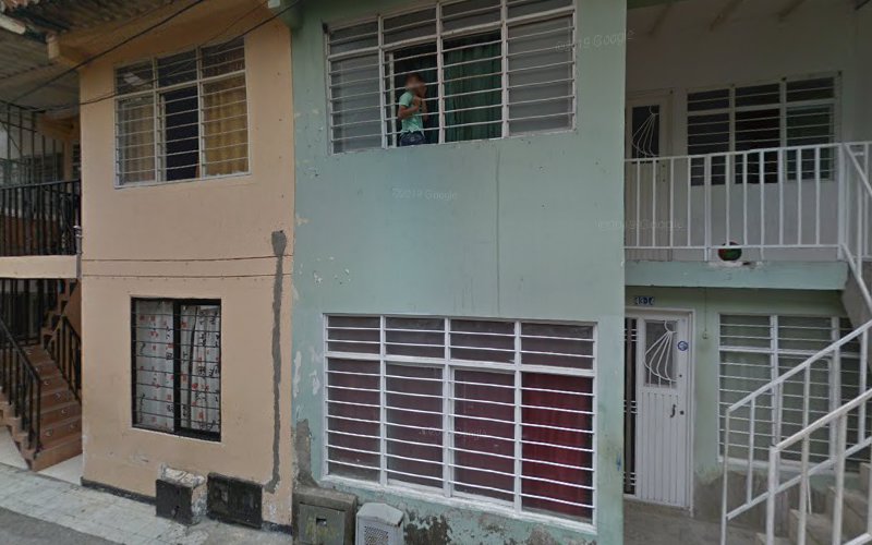 Droguería Shadde - Farmacia en Cali