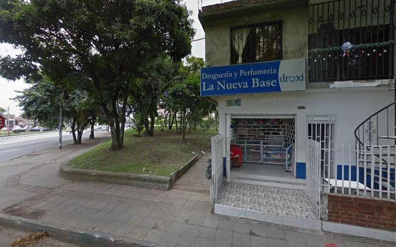 DROGUERIA SUPER SALUD LA NUEVA BASE - Farmacia en Cali