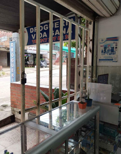 DROGUERIA VIDA SANA D - Farmacia en Cali