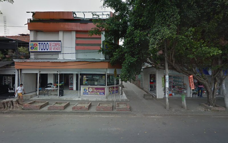 Droguerías Amiga #7 - Farmacia en Cali