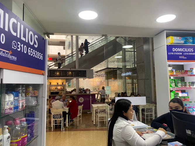 Droguerías Multifarma Unicentro_1 - Farmacia en Cali