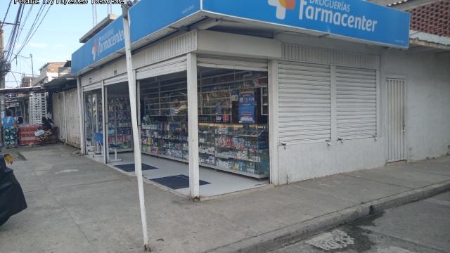 Farmacenter Salud y Éxito - Farmacia en Cali