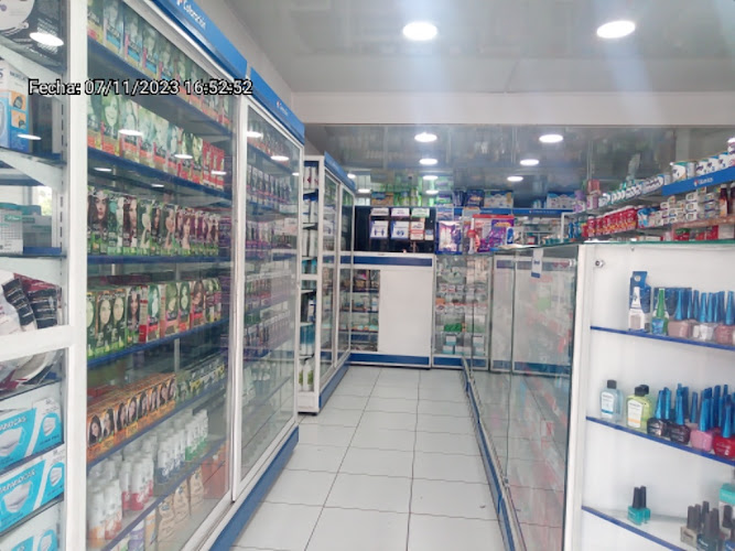 Farmacenter Superpharma Valle - Farmacia en Cali