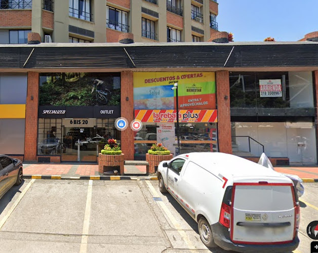 la rebaja Plus No. 29 DROGUERIA Y MINIMARKET Santa Monica Cali - Farmacia en Cali