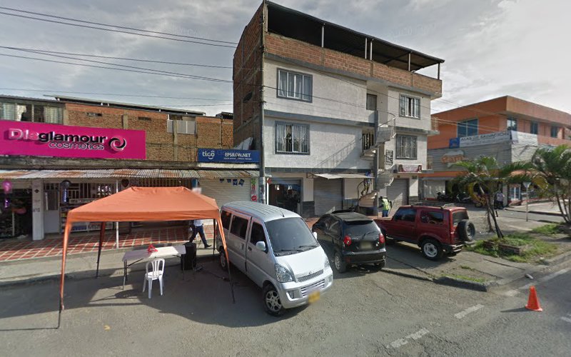 Multieconomicas Drogueria y Papeleria - Tienda de comestibles, periódicos y medicamentos en Cali