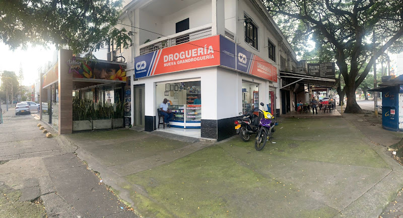 NUEVA GRAN DROGUERIA - Farmacia en Cali