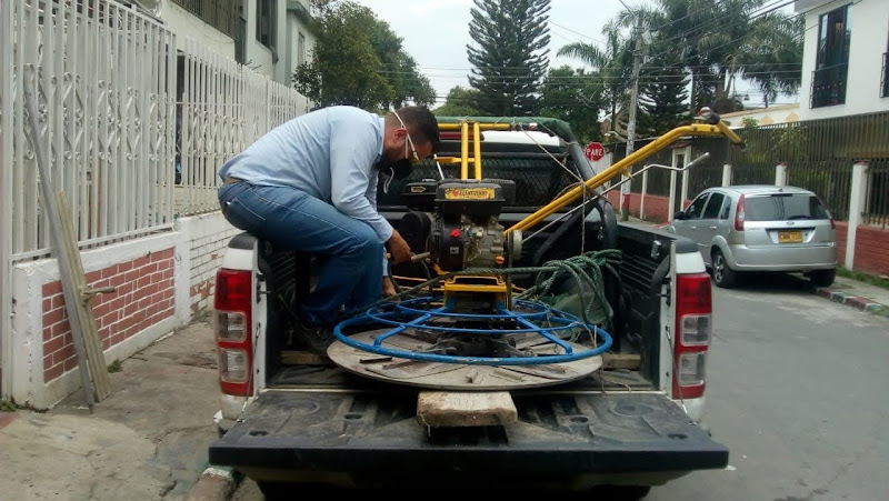 ALQUIEQUIPOS HR - Alquiler de herramienta y maquinaria para construcción - Ferretería en Cali