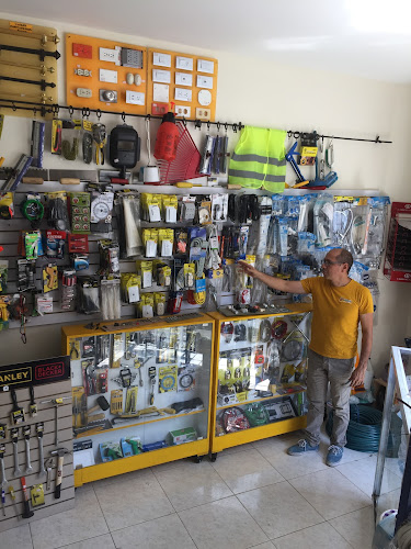 Cerrajería y Ferretería San Joaquín Cali - Servicio de duplicación de llaves en Cali