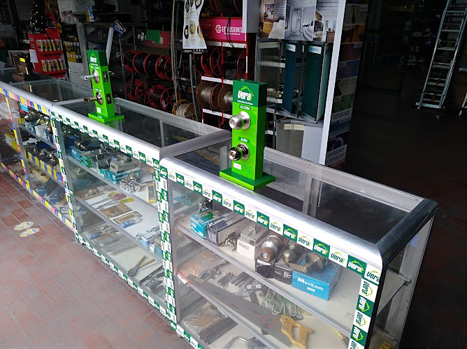 Distrialcos S.A. - Ferretería en Cali