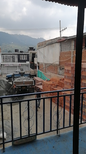 Ferretería el centro - Ferretería en Cali