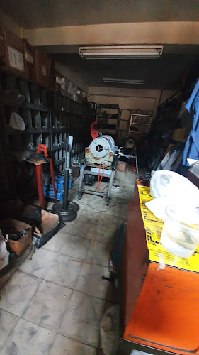 Ferreteria Hierros Y Galvanizados - Ferretería en Cali