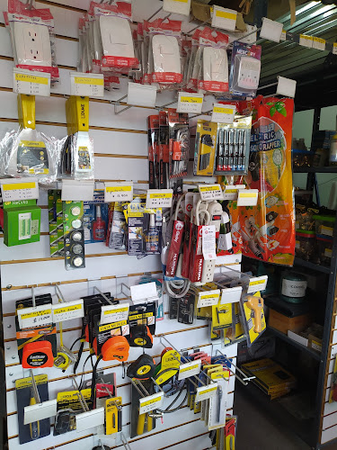 Ferretería La Bocha - Ferretería en Cali