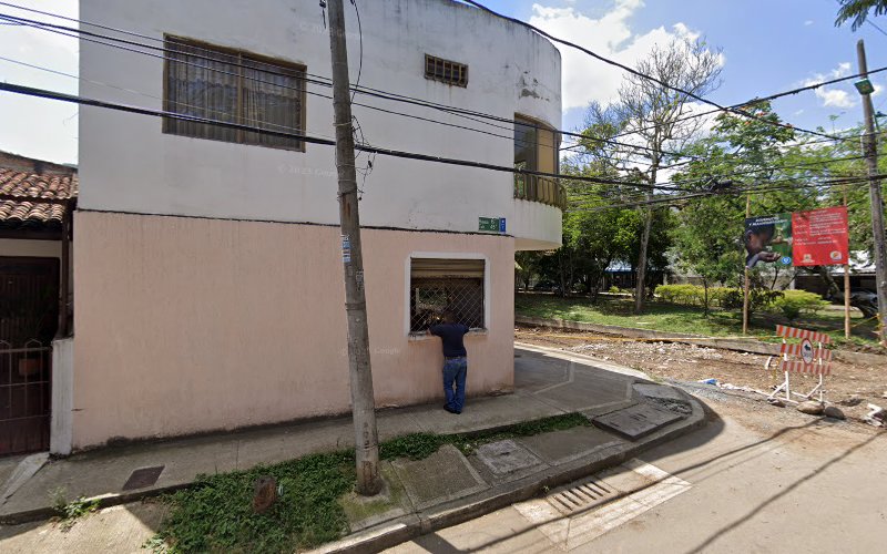 Ferreteria La Campañia - Ferretería en Cali