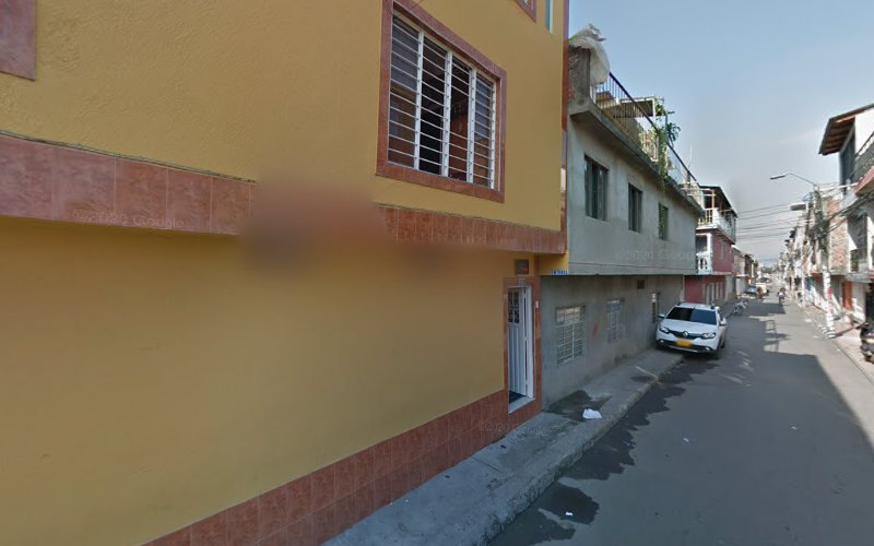 Ferreteria Pintuacabados - Ferretería en Cali